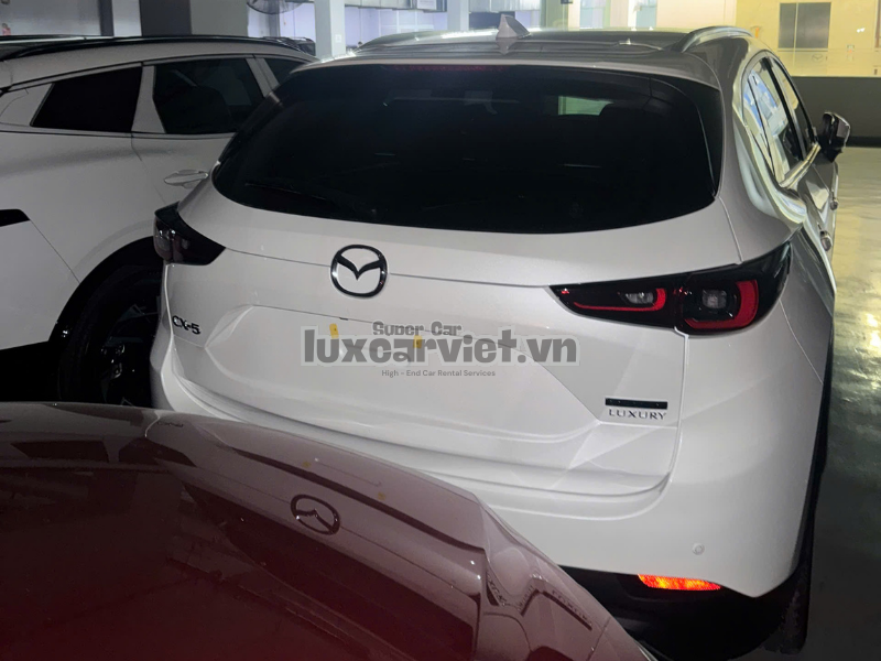 Thuê Xe Tự Lái Mazda CX-5 5 Chỗ Màu Trắng Tại Quy Nhơn