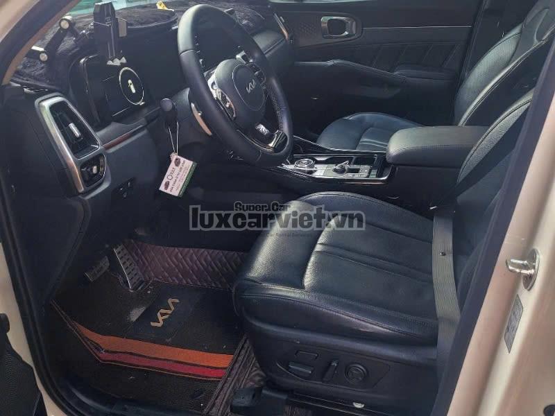 Thuê Xe Kia Sorento 7 Chỗ Có Tài Hoặc Tự Lái Tại TP.HCM