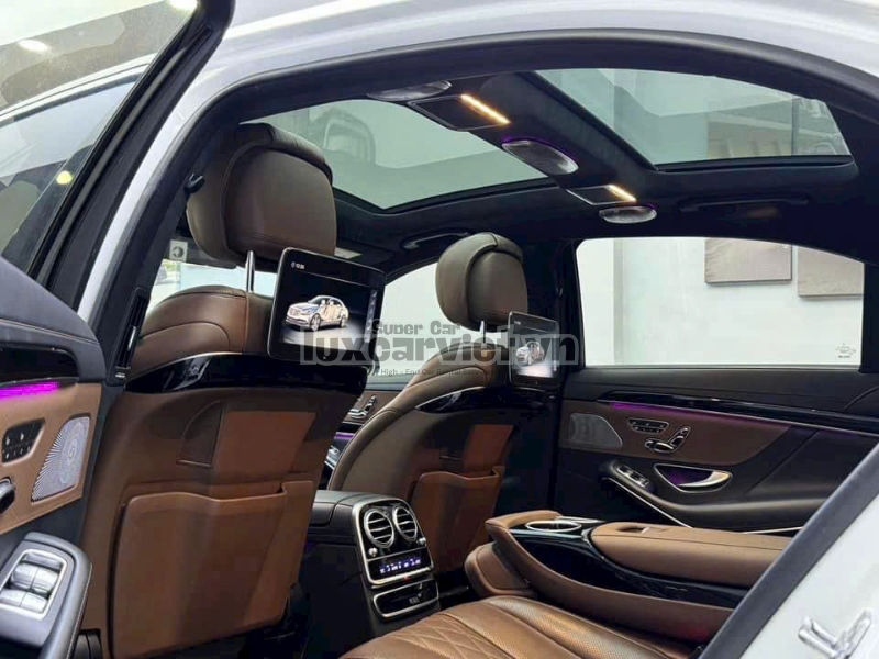 Thuê Xe Mercedes-Benz S450 Luxury 4 Chỗ Màu Trắng Tại TP.HCM – Sedan Hạng Sang, Giá Tốt