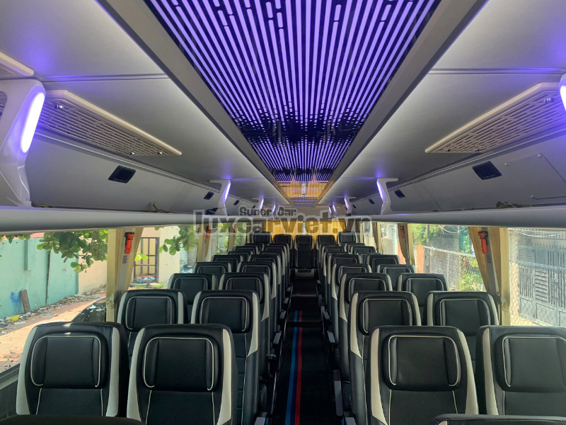 Thuê Xe Thaco Bus Cruizer 45 Chỗ Có Tài Xế Tại TP.HCM