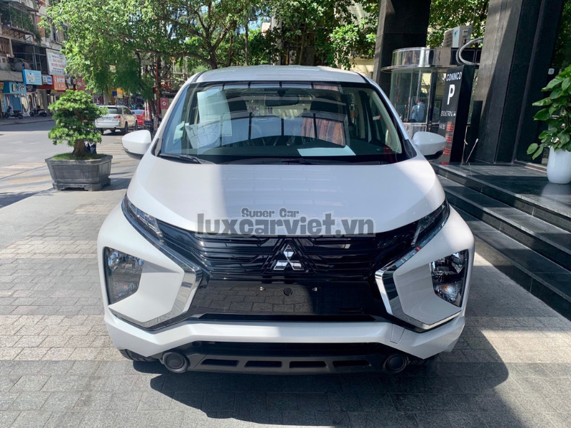 Thuê Xe Tự Lái Mitsubishi Xpander 7 Chỗ Màu Trắng Tại Quy Nhơn