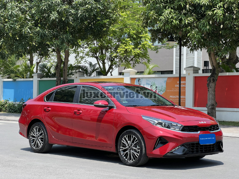 Thuê Xe Tự Lái Kia K3 4 Chỗ Màu Đỏ Tại Tp Quy Nhơn