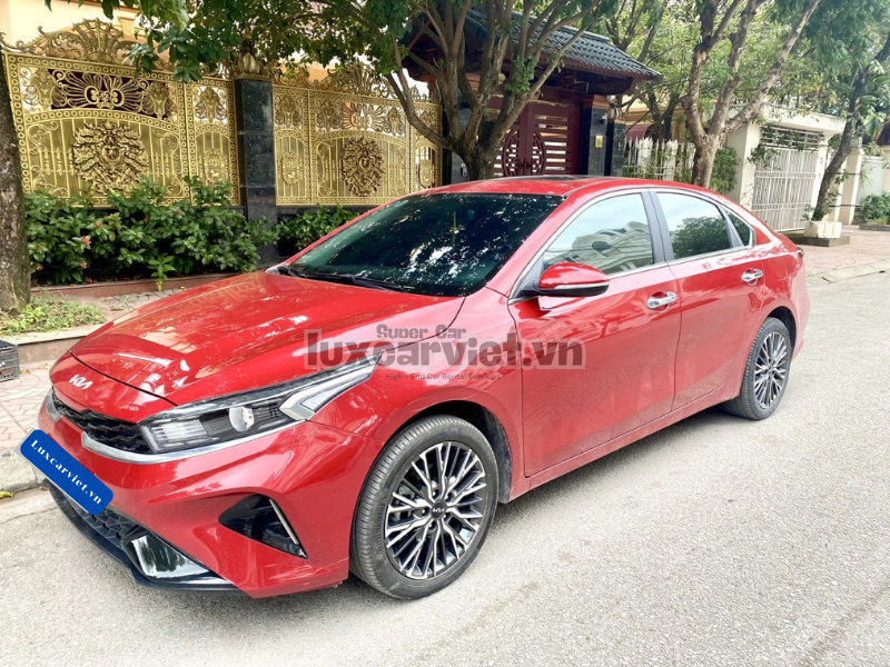 Thuê Xe Tự Lái Kia K3 4 Chỗ Màu Đỏ Tại Tp Quy Nhơn