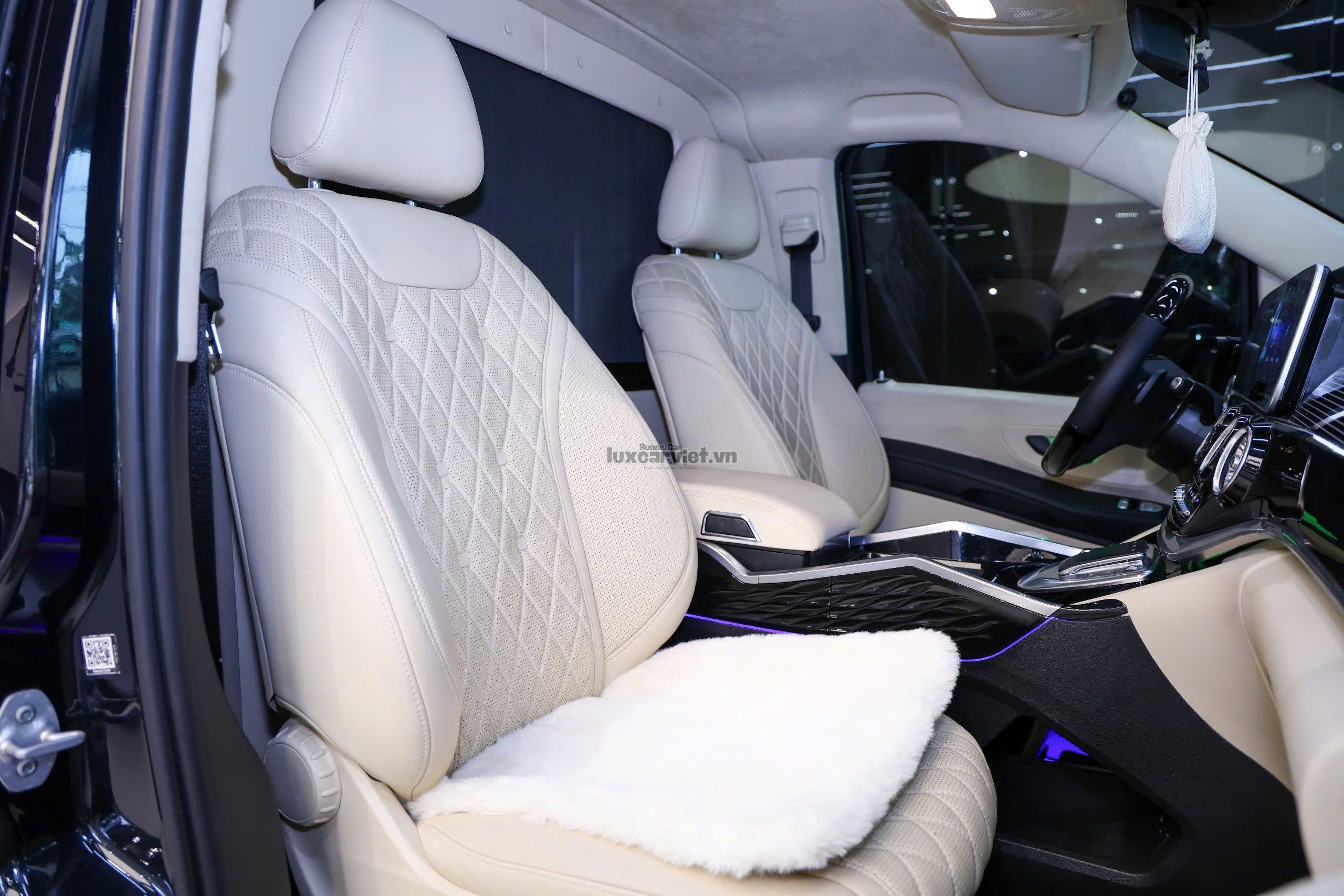 Thuê Xe Mercedes-Benz V-Class Limousine 7 Chỗ (Maybach) Tại TP.HCM
