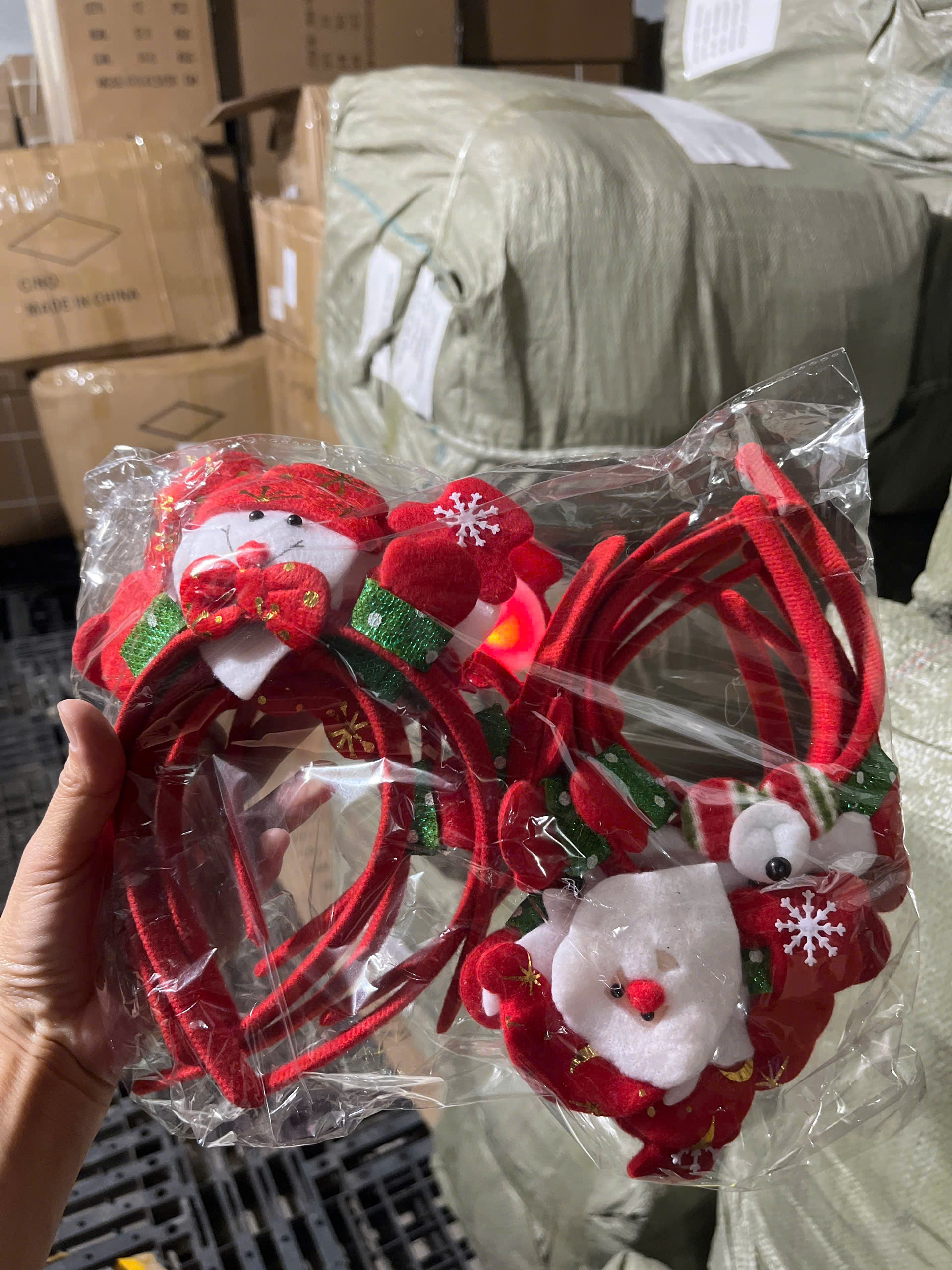 Bờm noel mã 60080 ( Bán 12c/ túi)