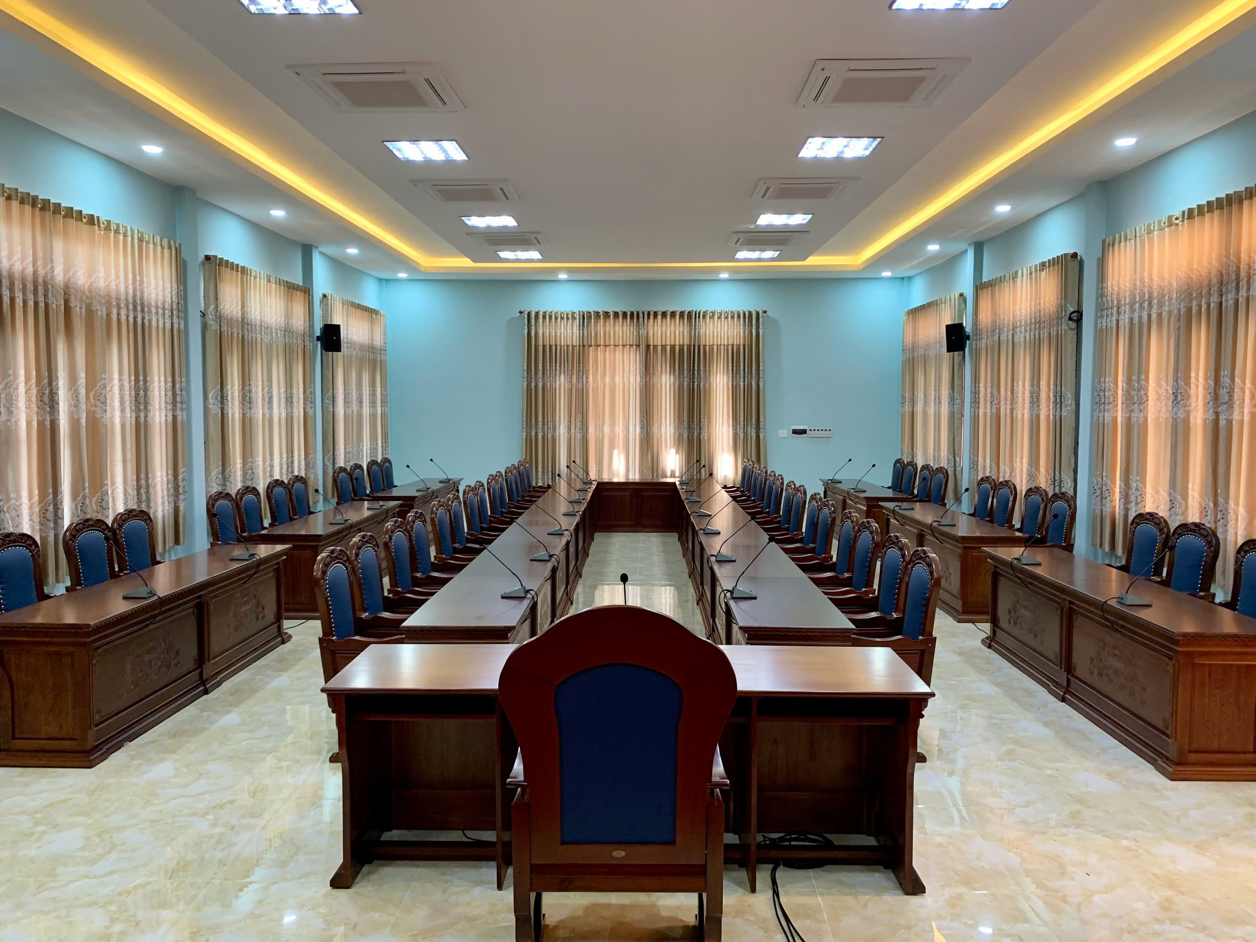 Hệ thống âm thanh thông báo – hội họp cho Phòng họp Hội nghị Công Ty 72, trực thuộc Binh Đoàn 15 – Bộ Quốc Phòng