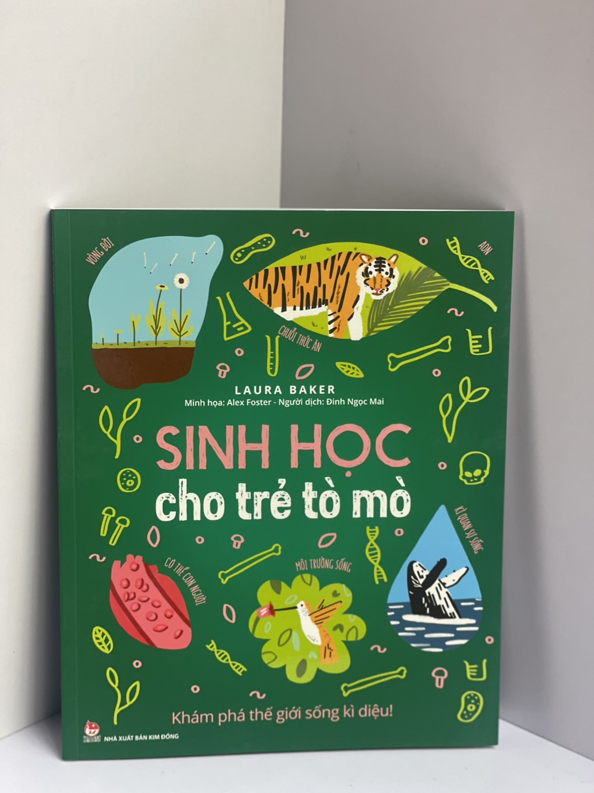 Sinh Học Cho Trẻ Tò Mò - Khám Phá Thế Giới Sống Kì Diệu!