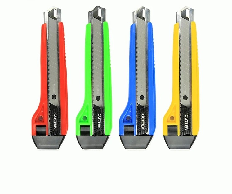 Dao Dọc Giấy Hồng Hà 18mm ZM-01 6652