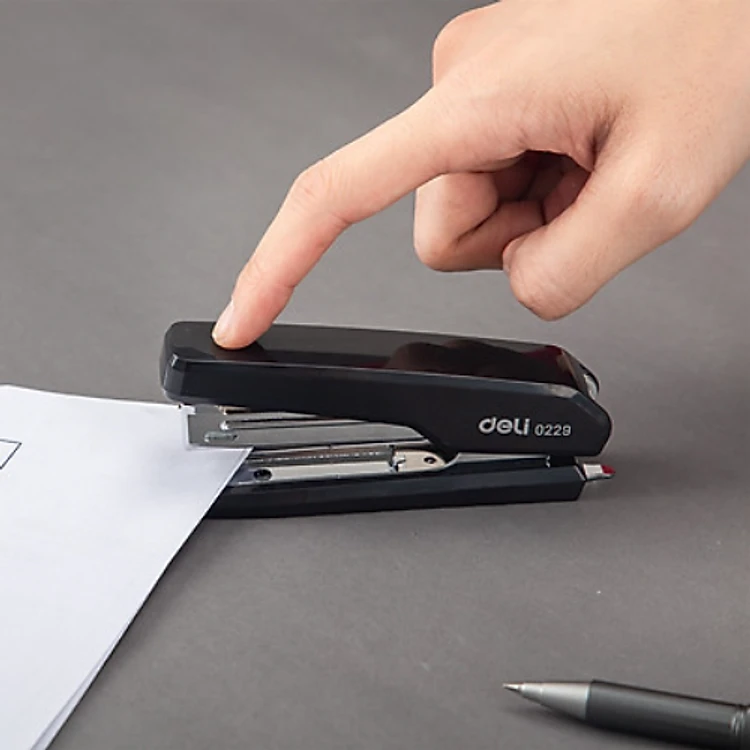 Dập Ghim Deli E0229
