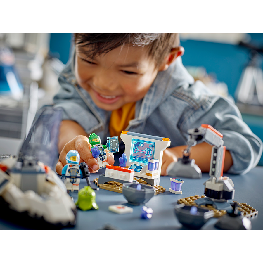 Đồ Chơi Lắp Ráp Lego Tàu Vũ Trụ Khám Phá Thiên Thạch 60429