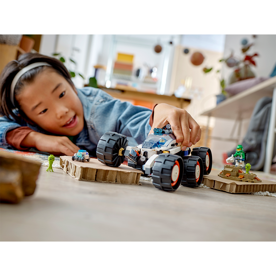 Đồ Chơi Lắp Ráp Lego Xe Thám Hiểm Không Gian & Người Ngoài Hành Tinh 60431