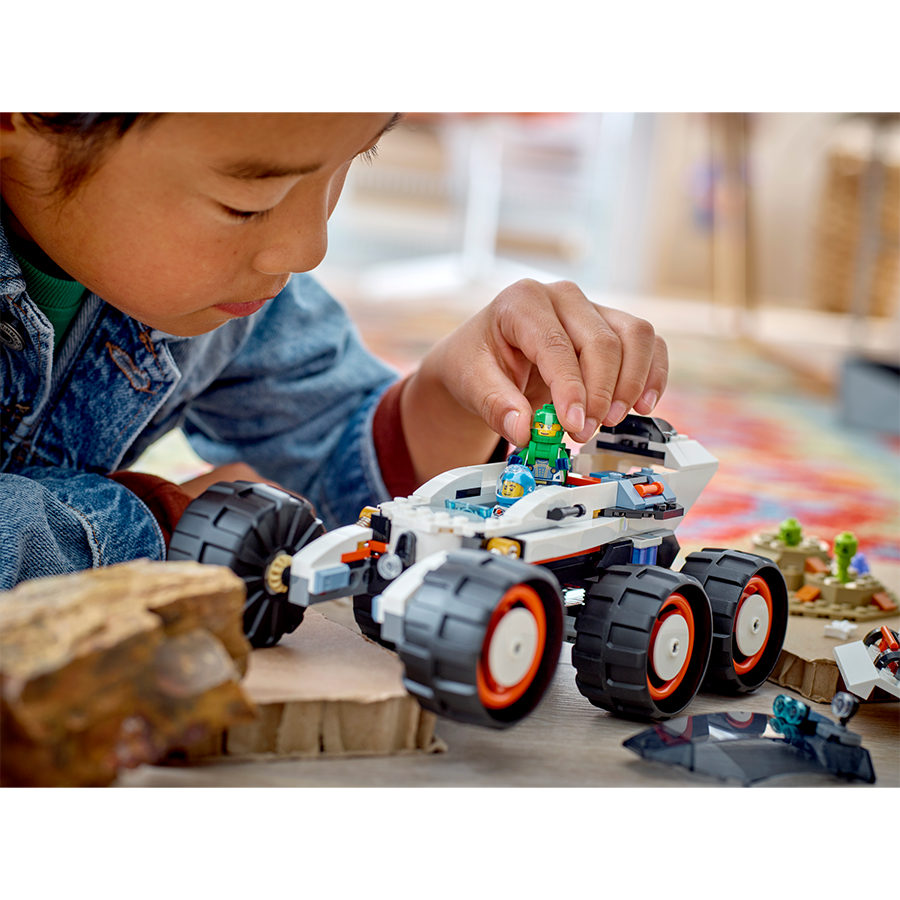 Đồ Chơi Lắp Ráp Lego Xe Thám Hiểm Không Gian & Người Ngoài Hành Tinh 60431