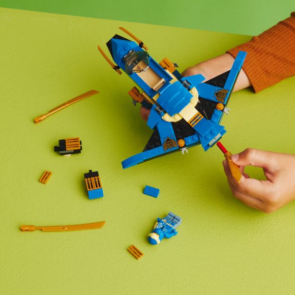 Đồ Chơi Lego Phi Cơ Sấm Sét Tiến Hóa Của Jay 71784