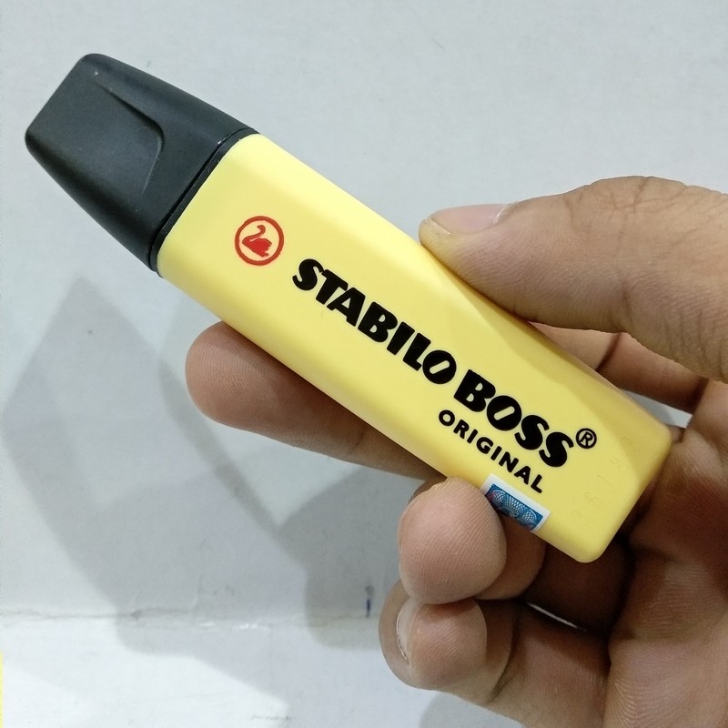 Bút Dạ Quang Stabilo Boss HLP70-144 - Màu Vàng Phấn