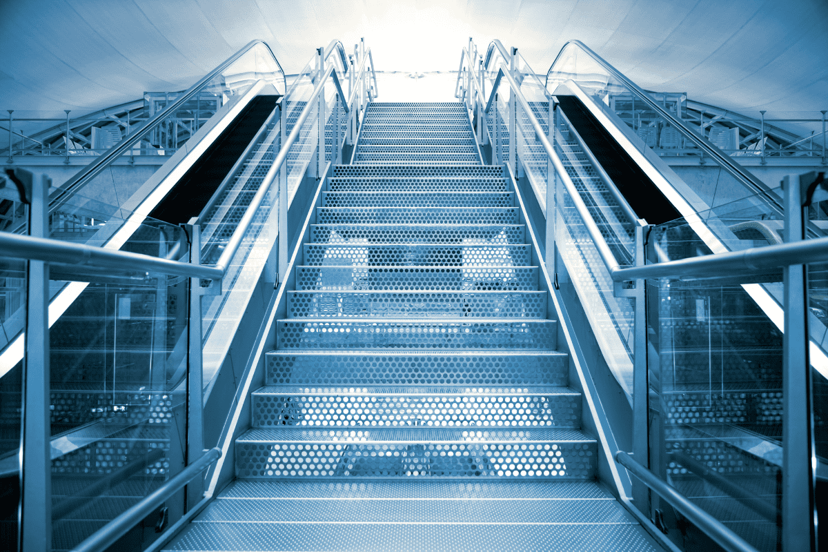 Công trình làm bằng kết cấu thép