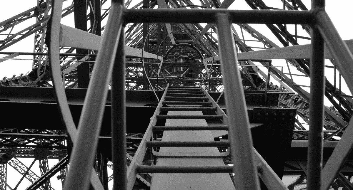 kết cấu thang leo