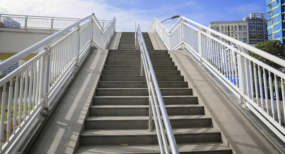 Tuổi thọ của cầu thang thép ngoài trời là bao lâu