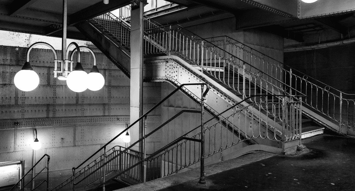 Lắp thử và kiểm tra kích thước cầu thang