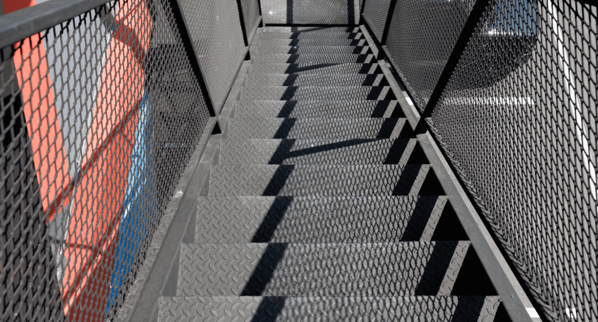 Vì sao nên chọn cầu thang thép CMC Architects