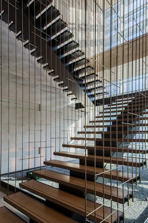 Vật liệu hoàn thiện cầu thang thép