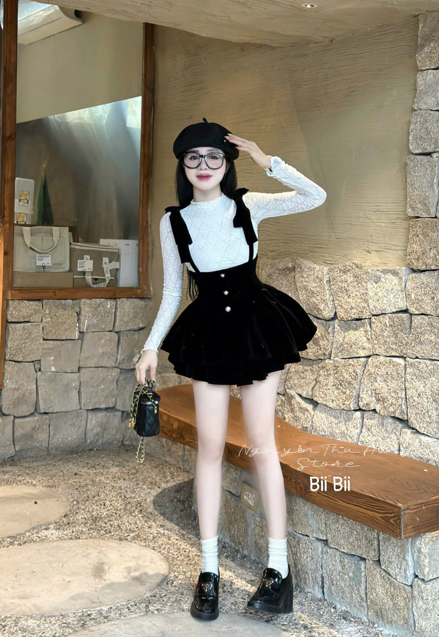 Đầm set dạ yếm chân váy