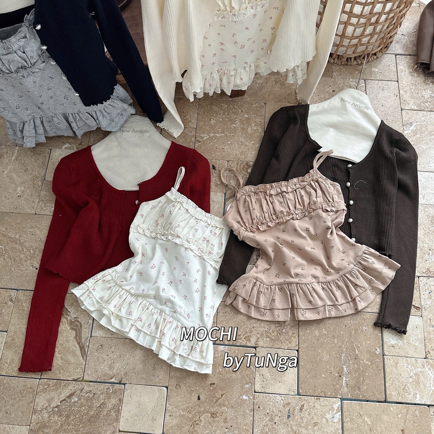 Áo kiểu set khoác ngắn áo dây chân xoè