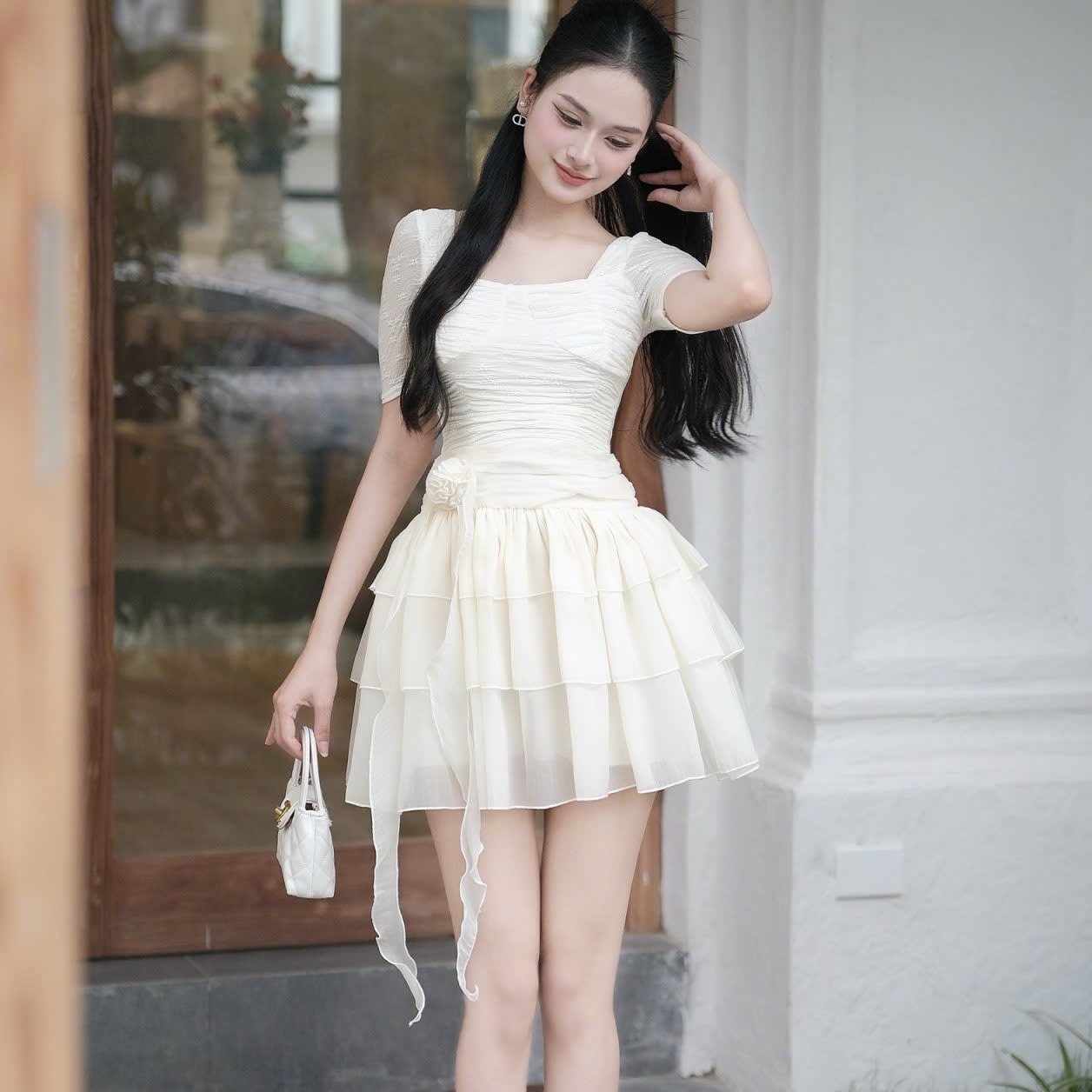 Đầm ngắn 2 tầng xoè cổ vuông thiết cao cấp sang chảnh đơn giản co dãn có tay phối tầng voan