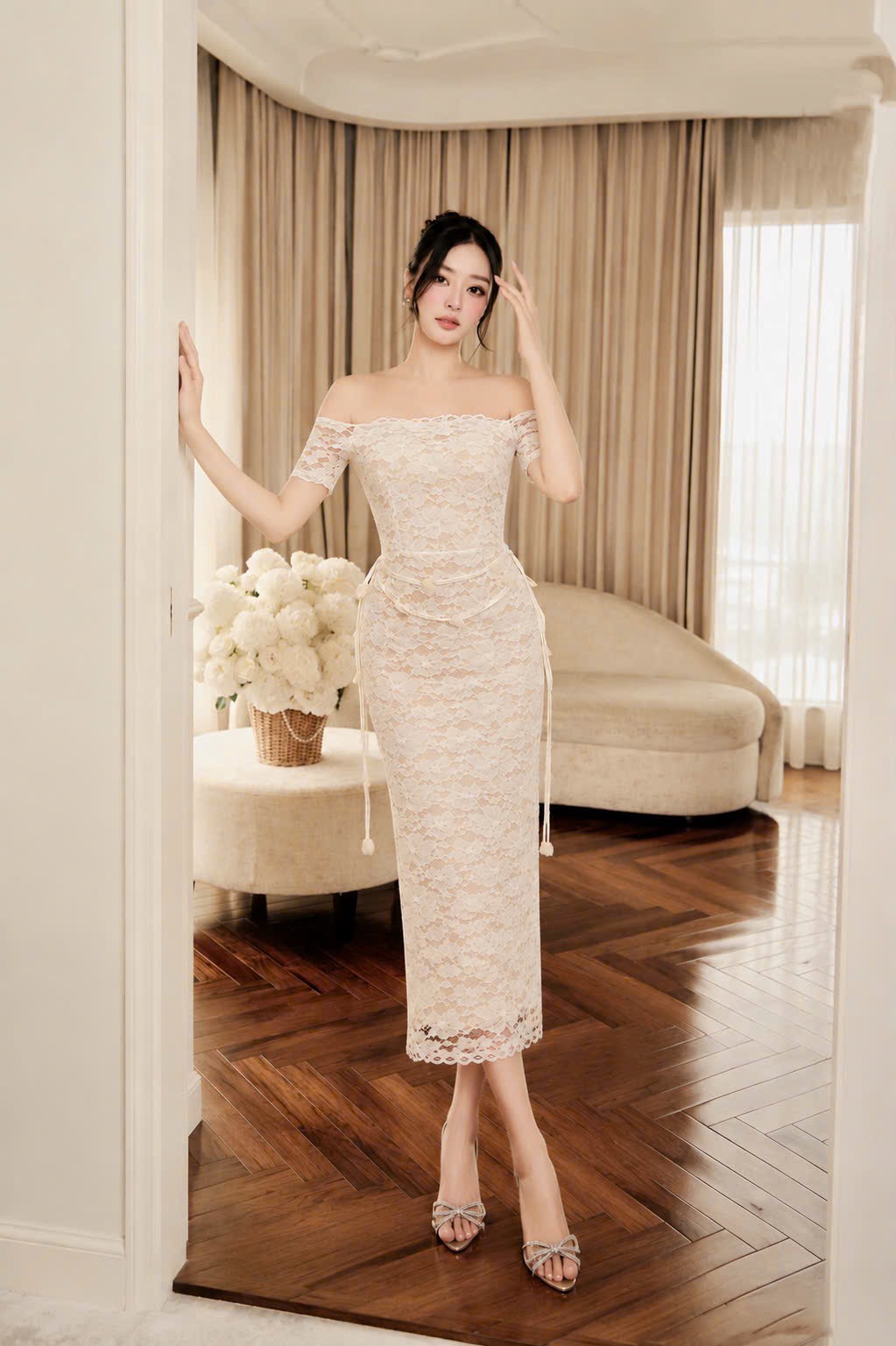 Đầm thiết kế trễ vai full ren ôm body