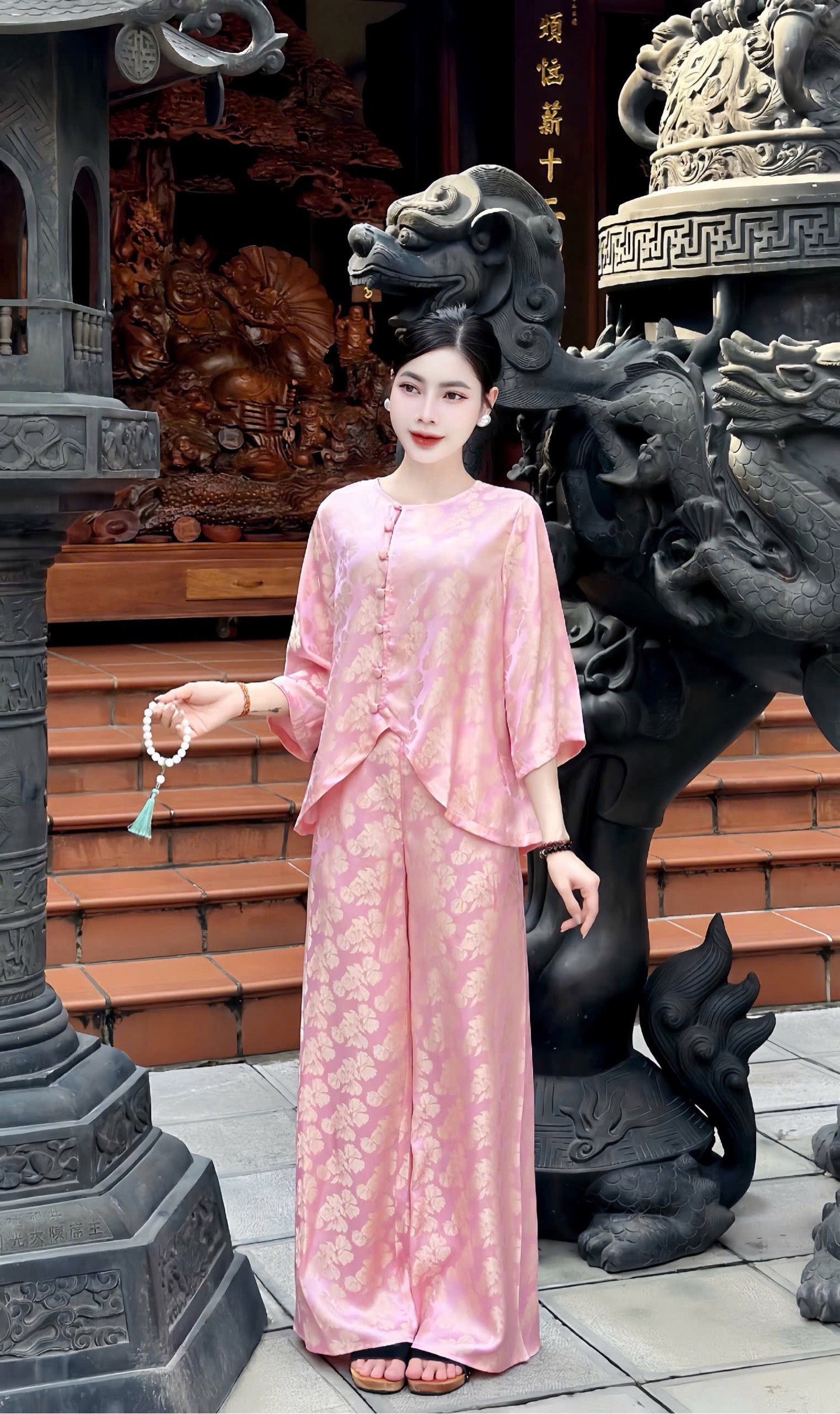 Đồ lam tơ tằm 3 lá may mắn