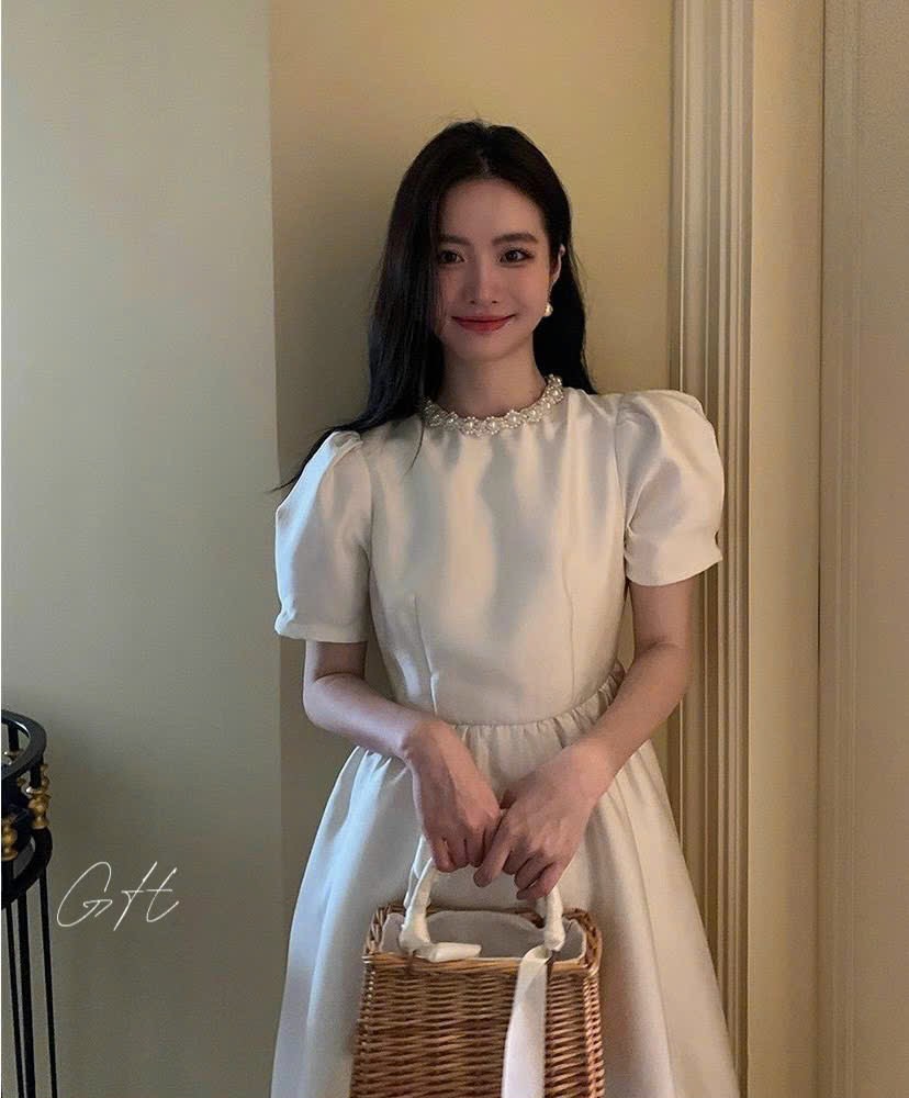 Đầm cổ ngọc đính tay bồng dáng xoè H