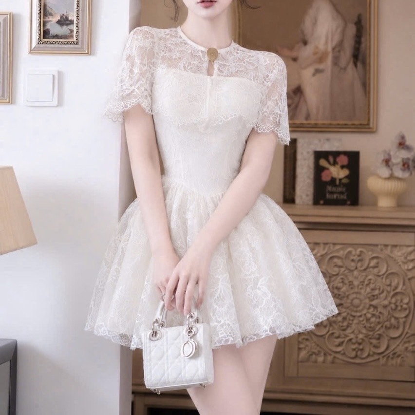 Đầm thiết kế 2 dây ren kèm áo choàng dáng ngắn