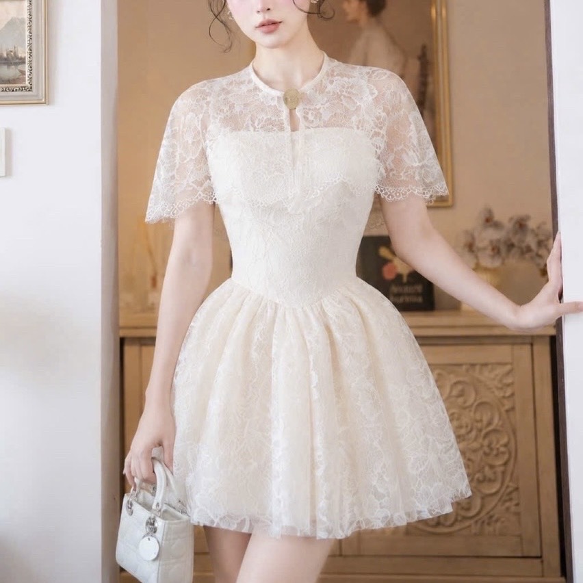 Đầm thiết kế 2 dây ren kèm áo choàng dáng ngắn