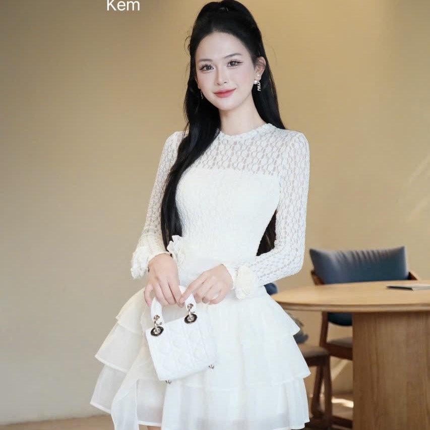 Đầm thiết kế ren cổ tròn cao cấp phối tơ tay dài dáng ngắn