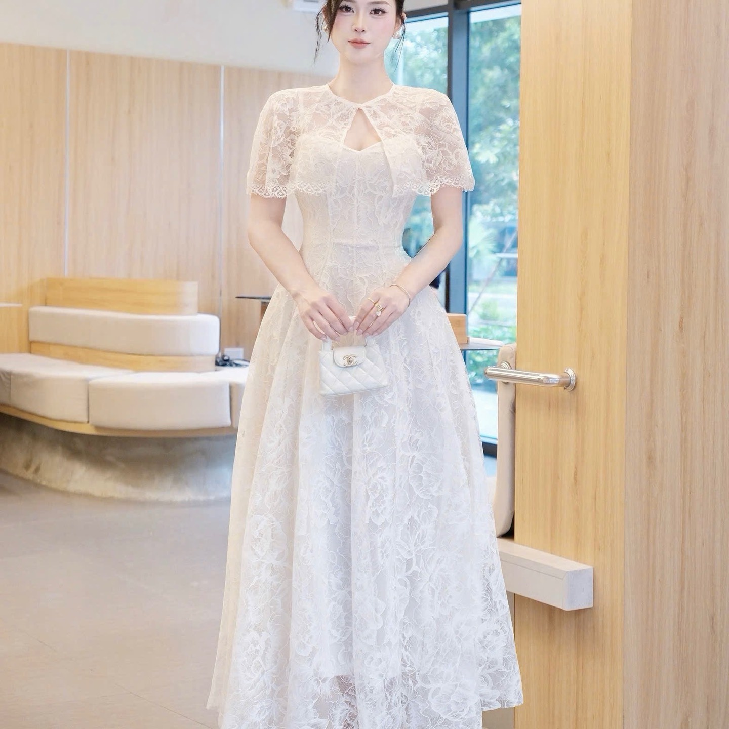 Đầm thiết kế 2 dây ren kèm choàng ren