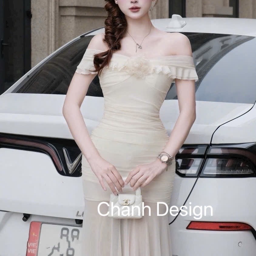Đầm thiết kế trễ vai hoa ngực dáng xoè