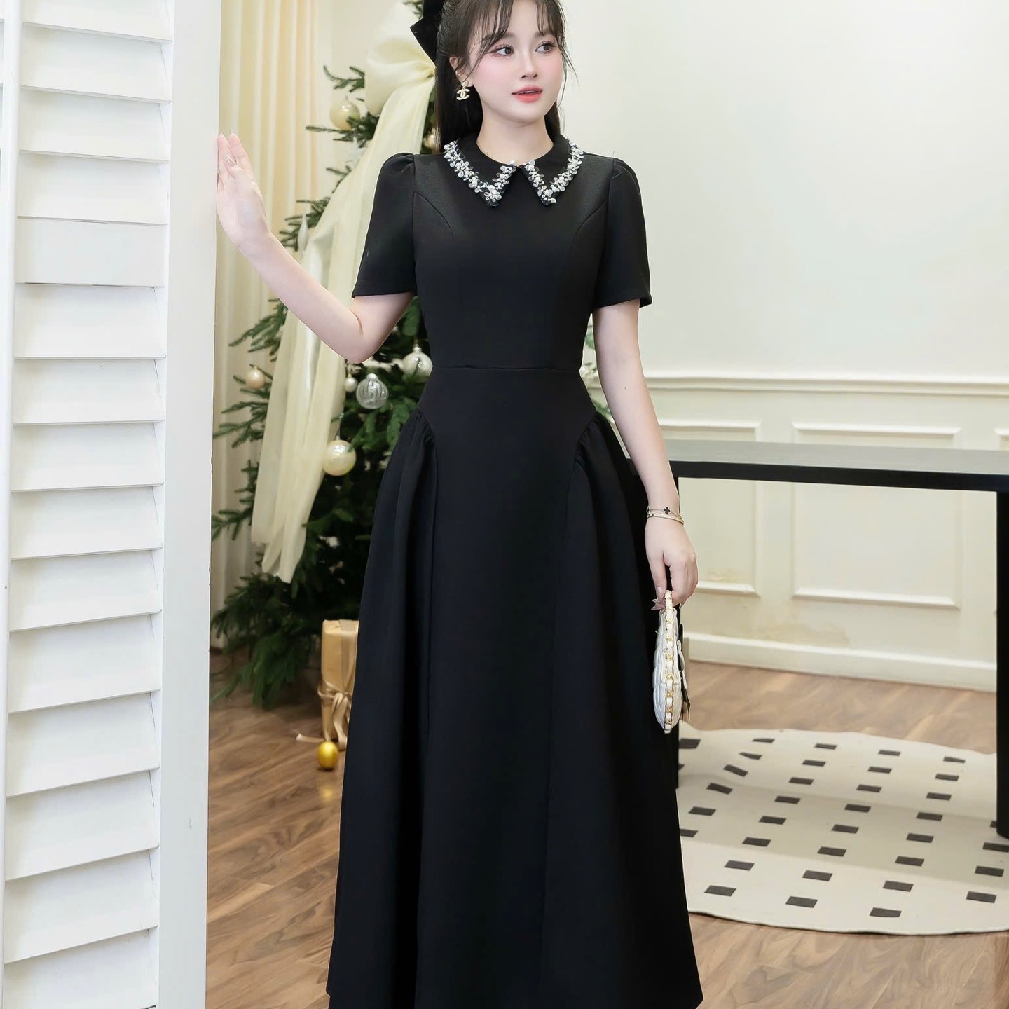 Đầm dạ cổ ngọc đính đá dáng dài cao cấp