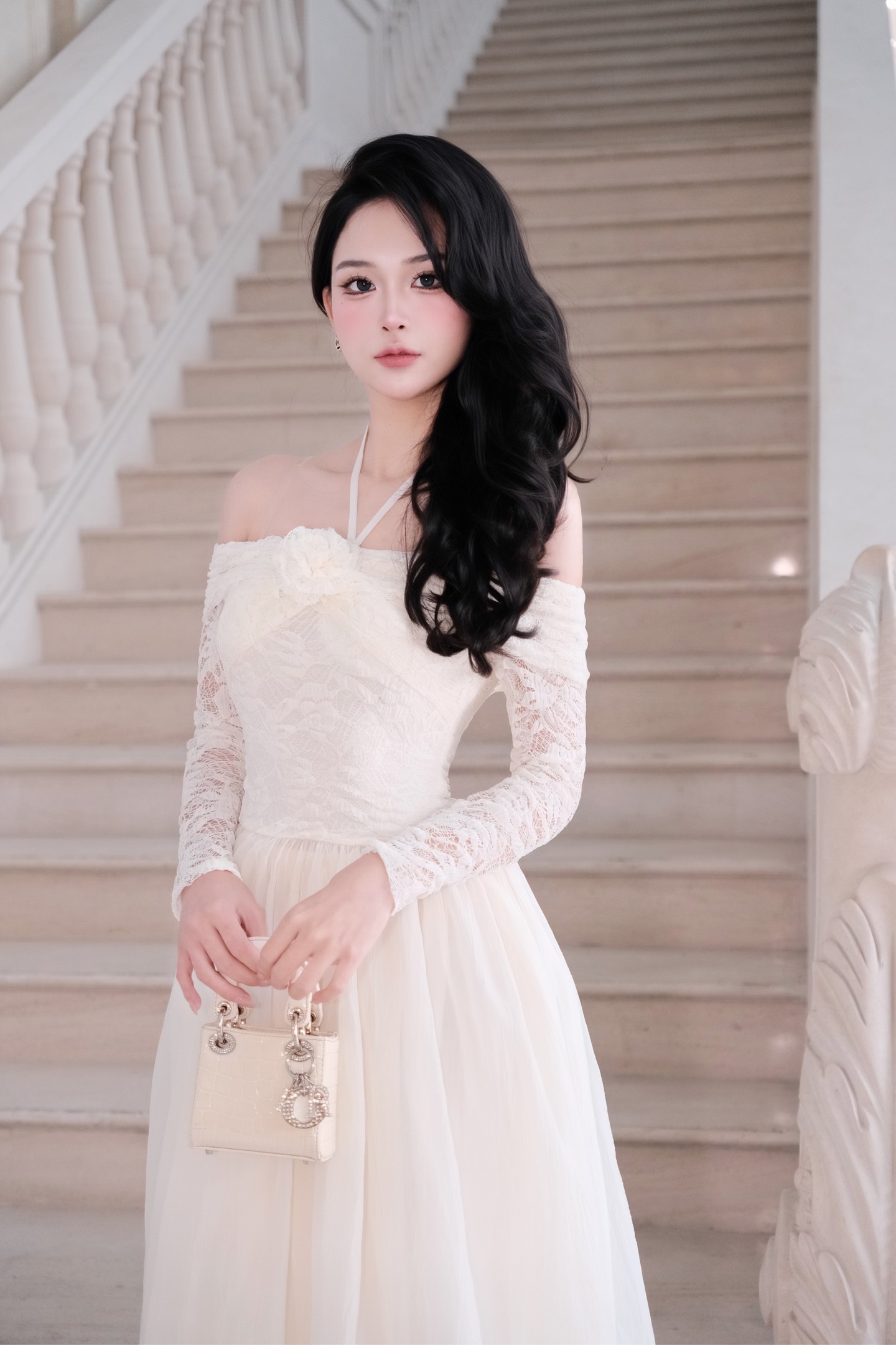 Đầm trễ vai ren hoa phối voan tay dài dáng dài
