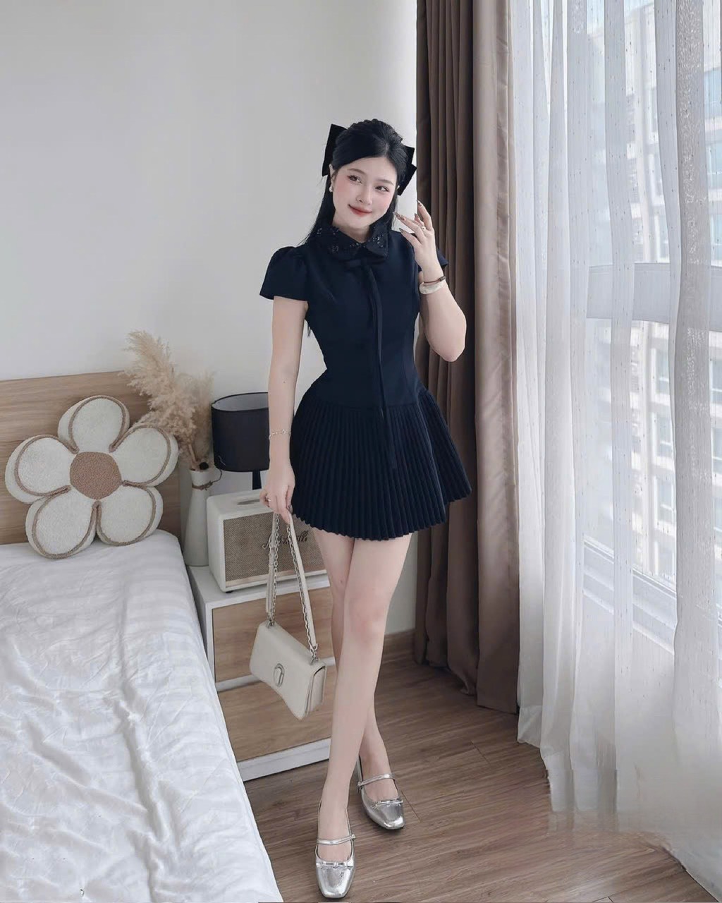 Đầm cổ sơ mi dáng ngắn xếp ly hot trend ép mùng đính kết