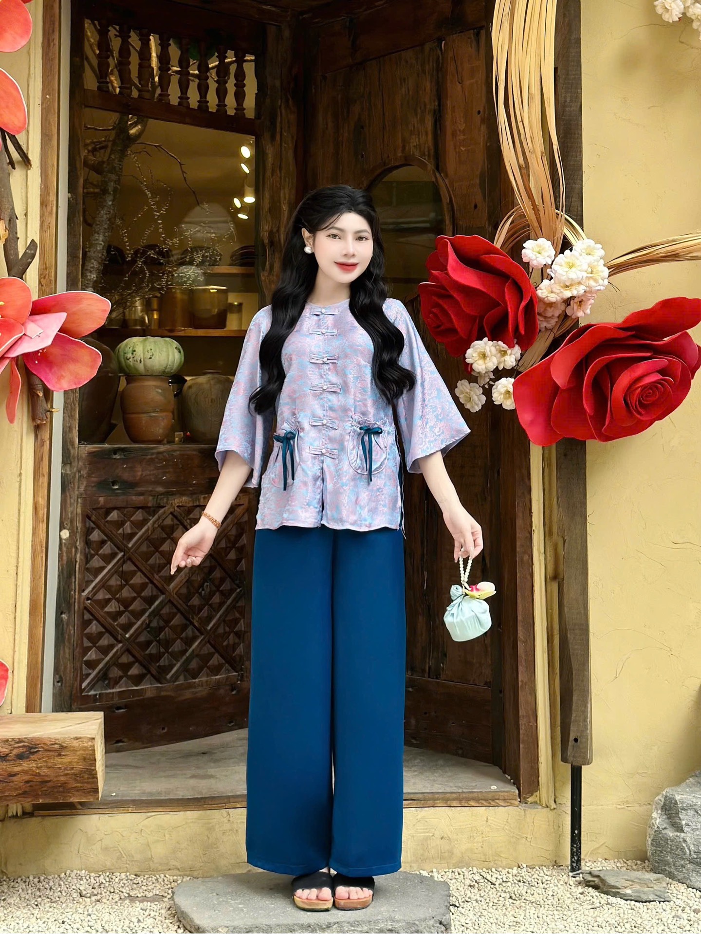Đồ lam nút nơ túi lộc