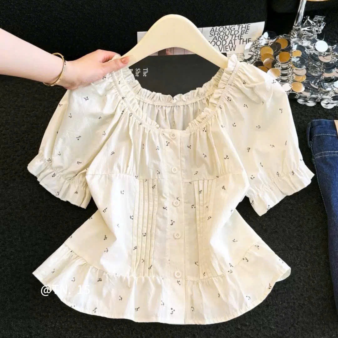 Áo kiểu trễ vai viền bèo hoa nhí