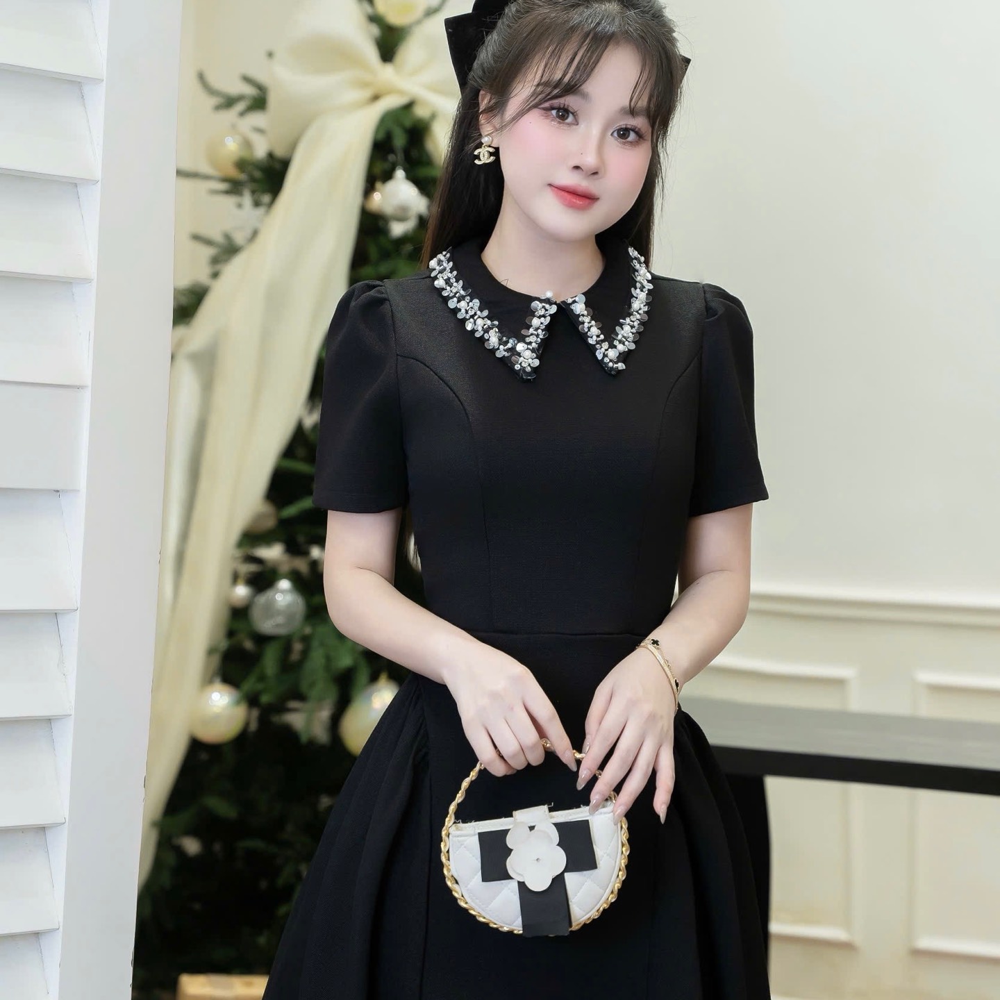 Đầm dạ cổ ngọc đính đá dáng dài cao cấp