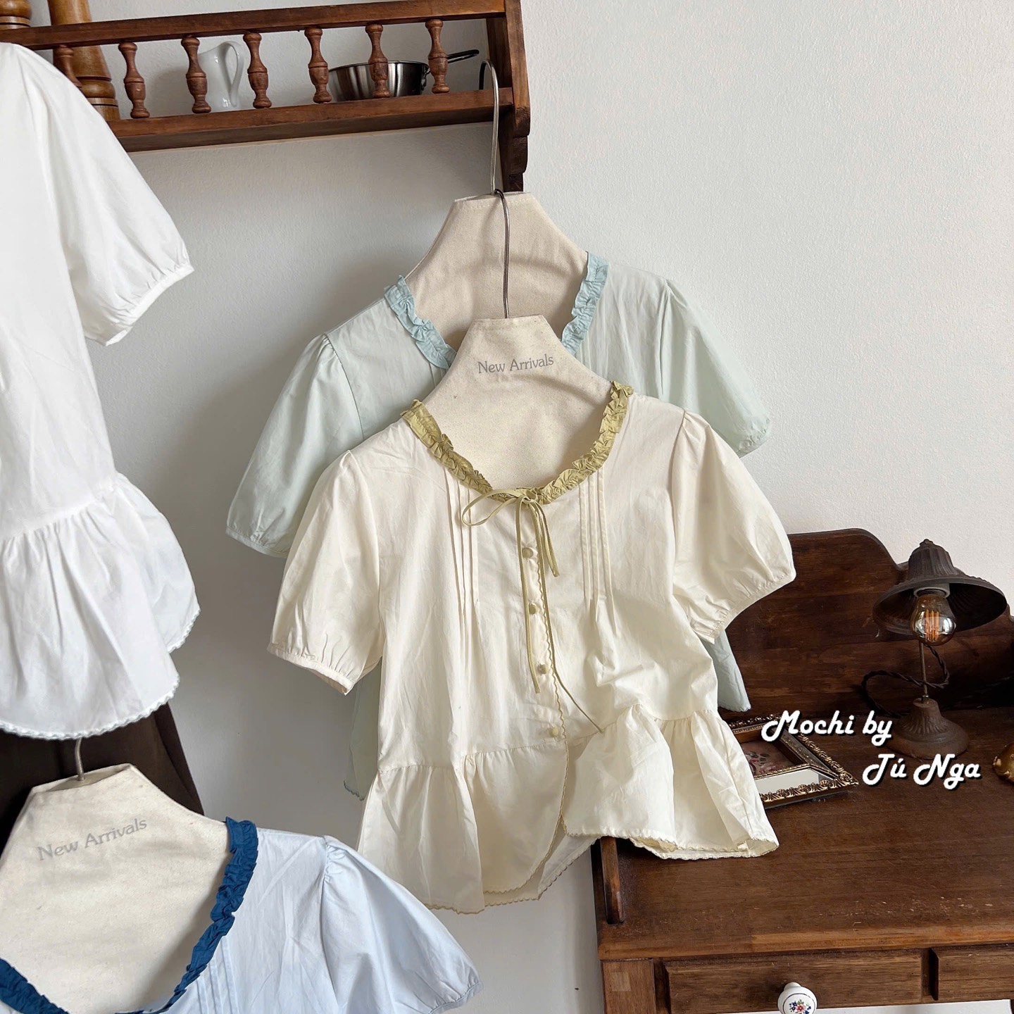 Áo somi kiểu babydoll cổ bèo
