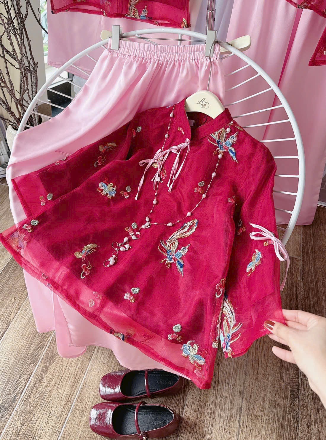 Set tơ thêu phượng đỏ