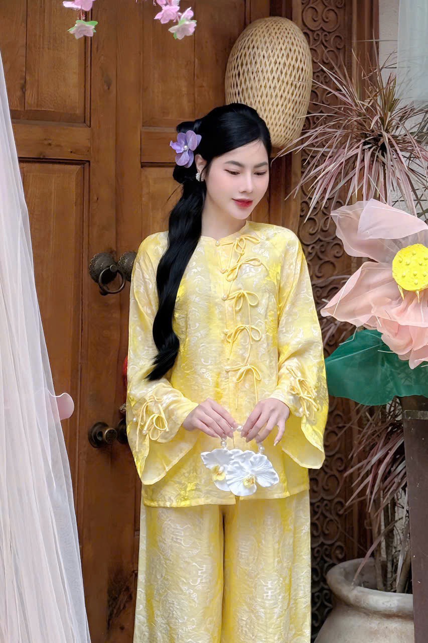 Đồ lam tơ ánh nút ngọc thắt nơ