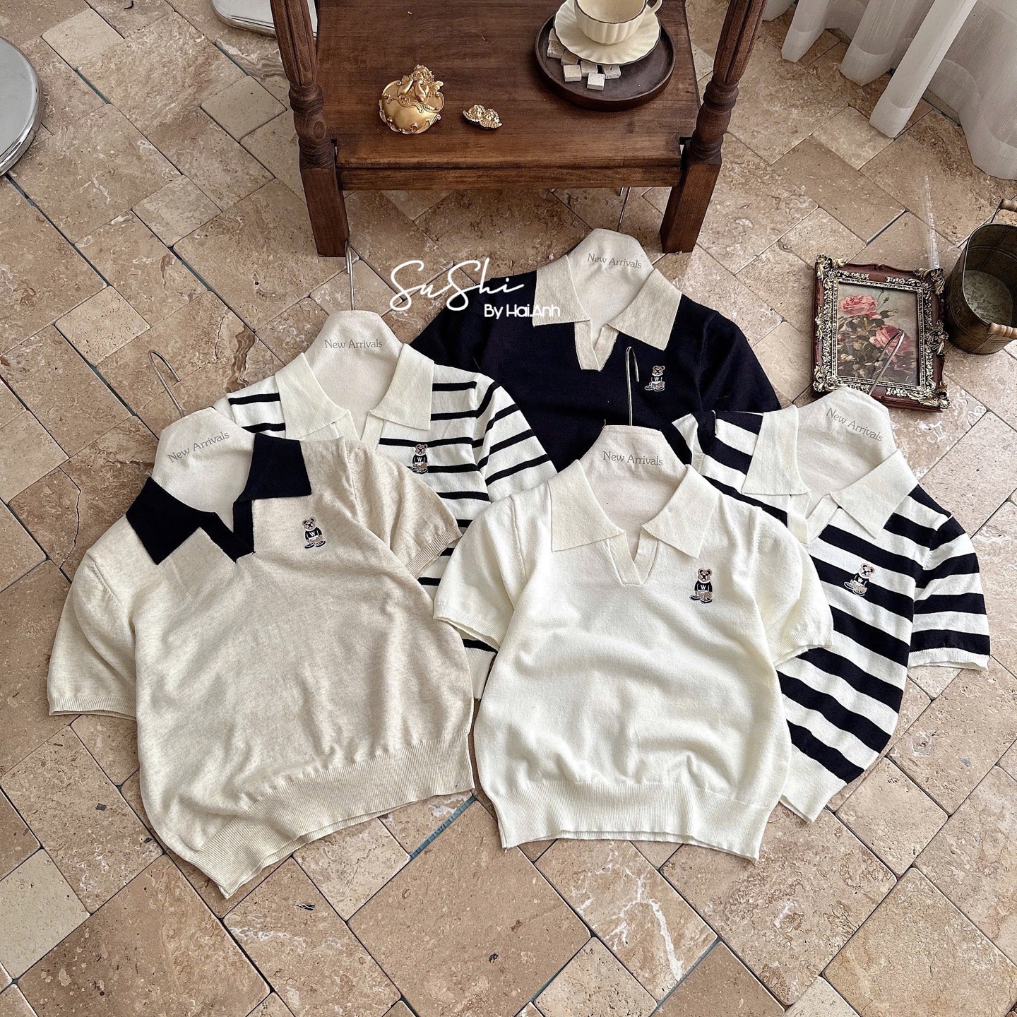 Áo len cổ V thêu gấu