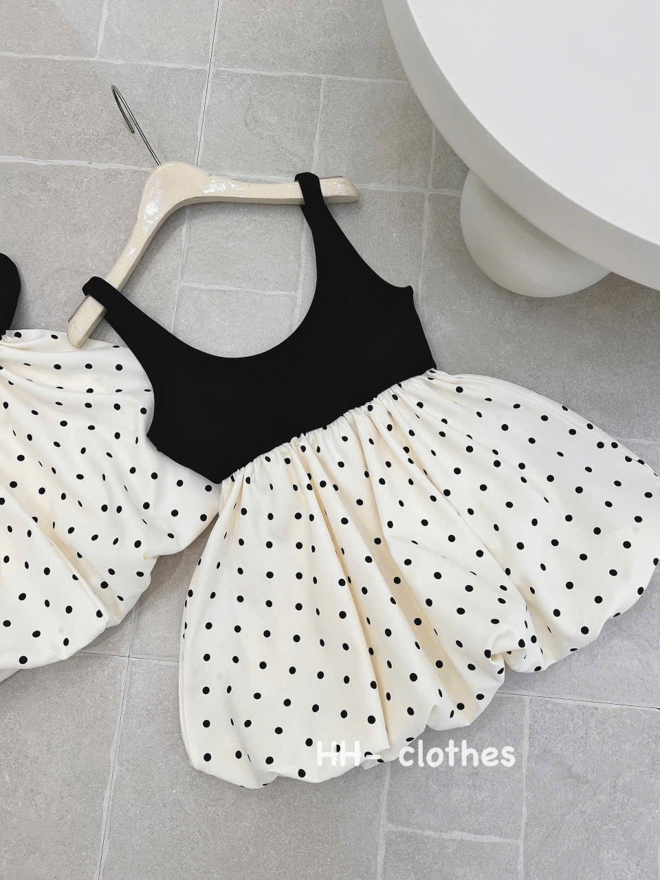 Áo kiểu 2 dây babydoll chấm bi