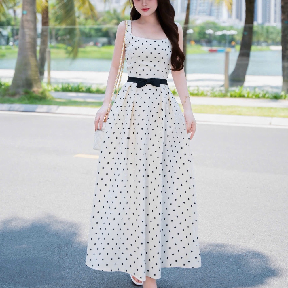 Đầm thiết kế 2 dây cổ vuông dáng dài