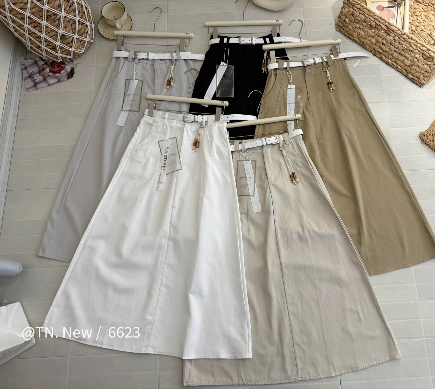Chân váy dài chữ A 6623