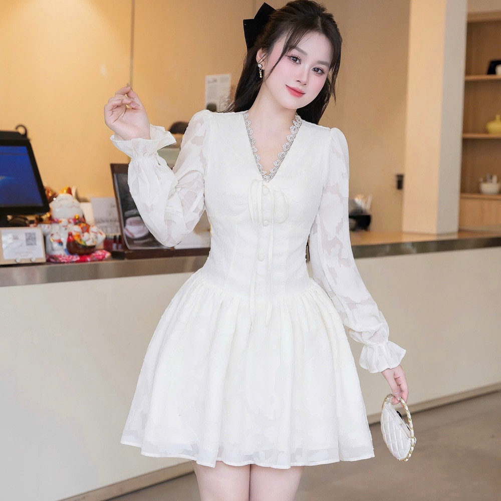 Đầm ren cổ V cúc bọc thiết kế cao cấp