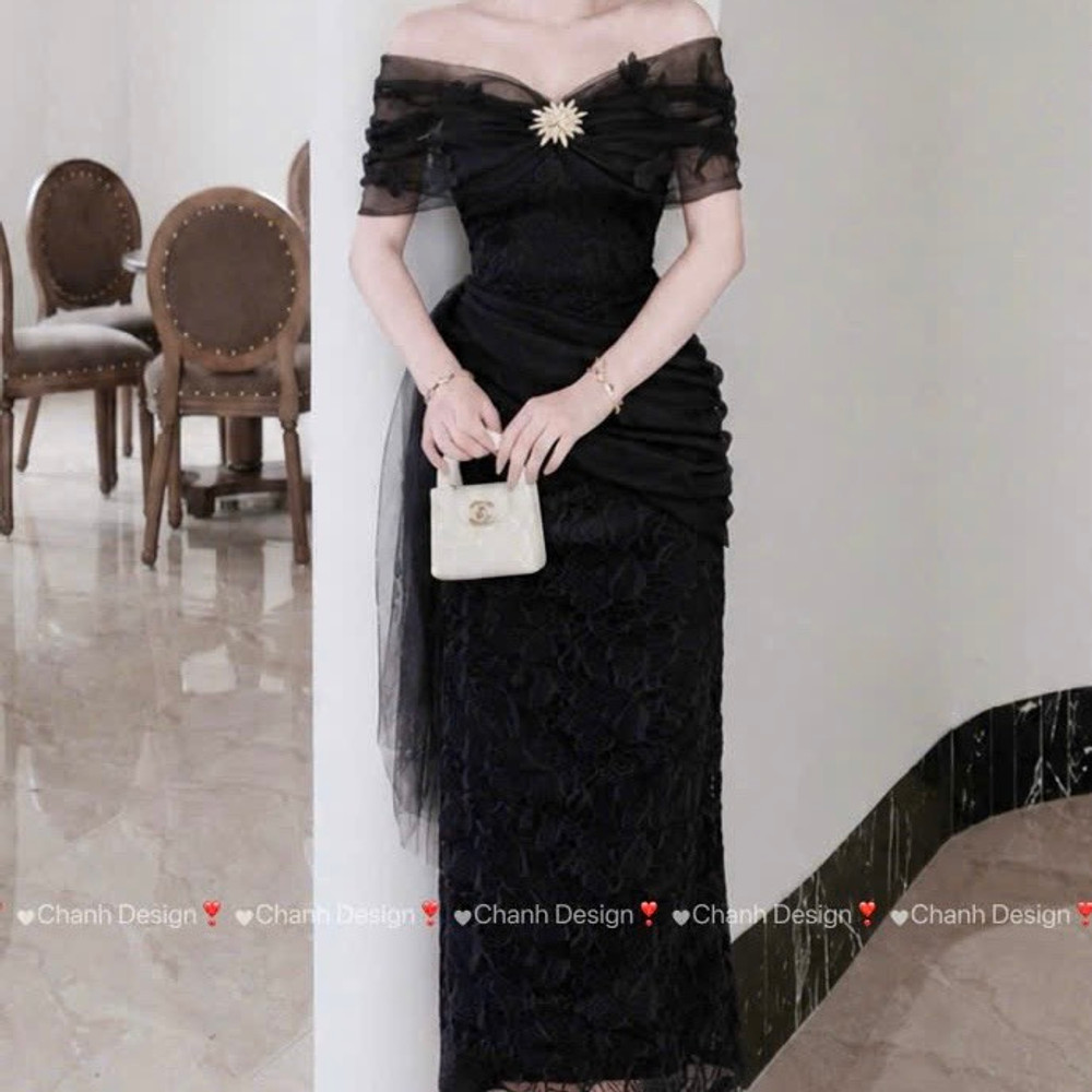 Đầm thiết kế trễ vai ren đính hoa dáng dài